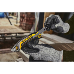 CUTTER QUICK SNAP FATMAX 18 MM BOUTON POUSSOIR