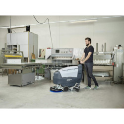 AUTOLAVEUSE A BATTERIE SC351 B FULL PKG NILFISK
