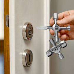 KNIPEX CLE POUR ARMOIRES ''TWINKEY ''