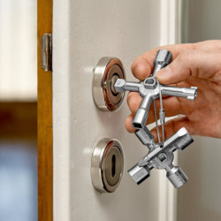 KNIPEX CLE POUR ARMOIRES ''TWINKEY ''