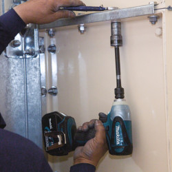 BOULONNEUSE A CHOCS 1/2 18V SANS BATTERIE NI CHARGEUR MAKITA DTW251Z