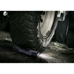 LAMPE TORCHE A LED RECHARGEABLE 200 A 1000 LUMENS HL1000A