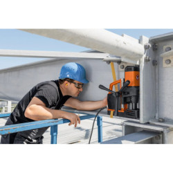 PERCEUSE A SUPPORT MAGNETIQUE KBE 32