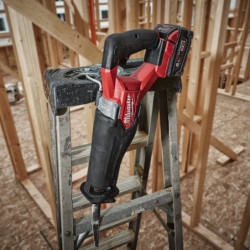 Scie sabre sur batterie 18V Sans batterie ni chargeur M18 FSZ MILWAUKEE
