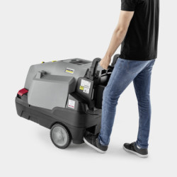 Nettoyeur haute pression eau chaude 160 bar débit 660l/h triphasé 380V HDS 7/16 C Karcher