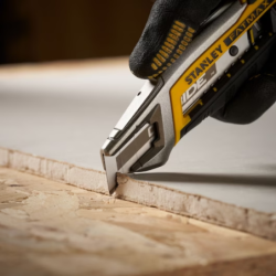 LAMES DE CUTTER 18MM FATMAX AU CARBURE DE TUNGSTENE - CARTE