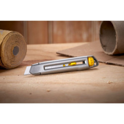 CUTTER INTERLOCK 18 MM