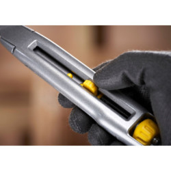 CUTTER INTERLOCK 18 MM