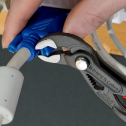 PINCE MULTIPRISE COBRA 125 MM GAINEE PVC