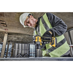 Perceuse visseuse compact 18V avec coffret, sans batterie ni chargeur DCD800NT-XJ
