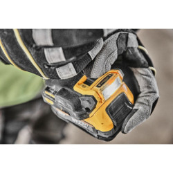 Perceuse visseuse compact 18V avec coffret, sans batterie ni chargeur DCD800NT-XJ